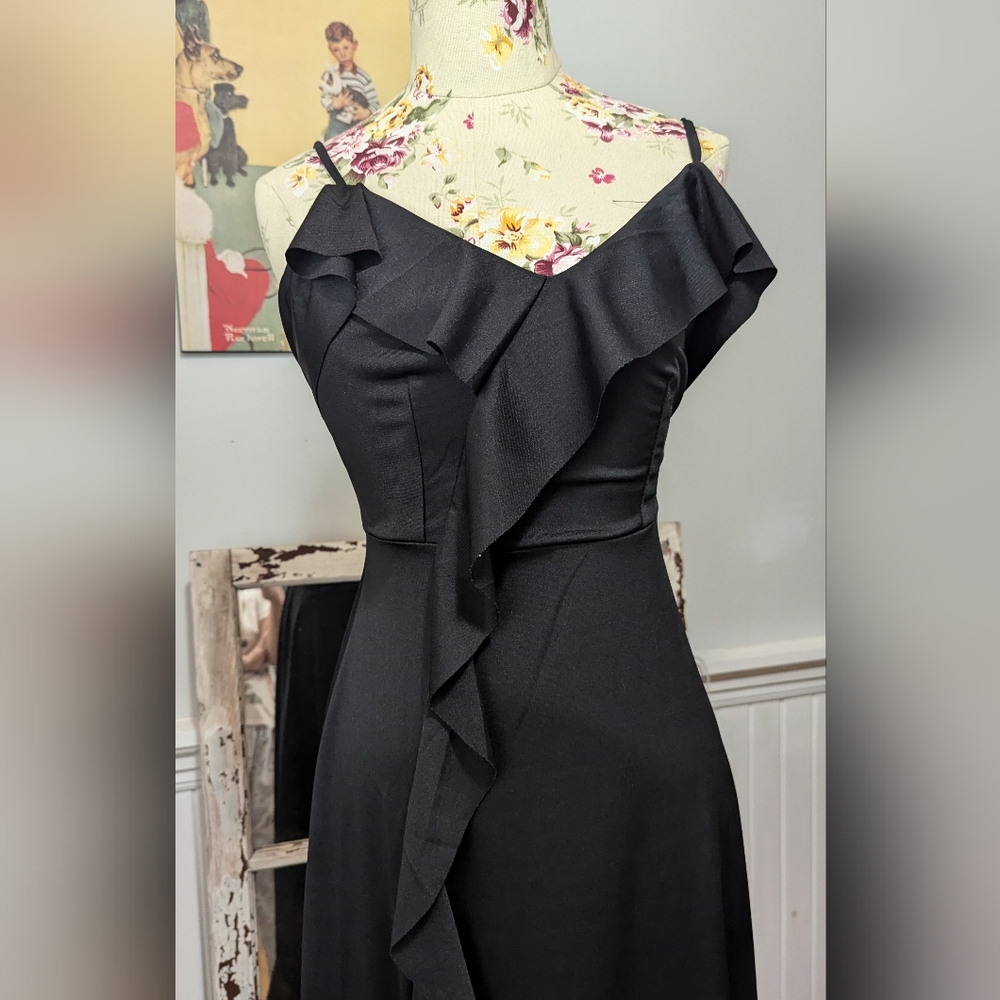 Mask Maxi Dress - Picture 7 of 7